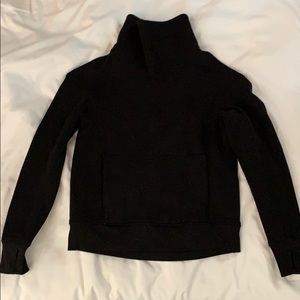 Lululemon sweatshirt